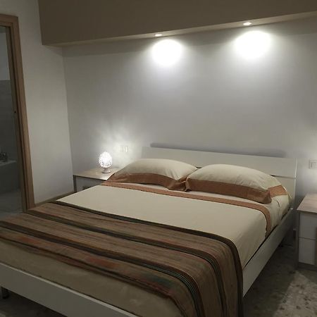 Casa Commenda Appartement Brindisi Buitenkant foto